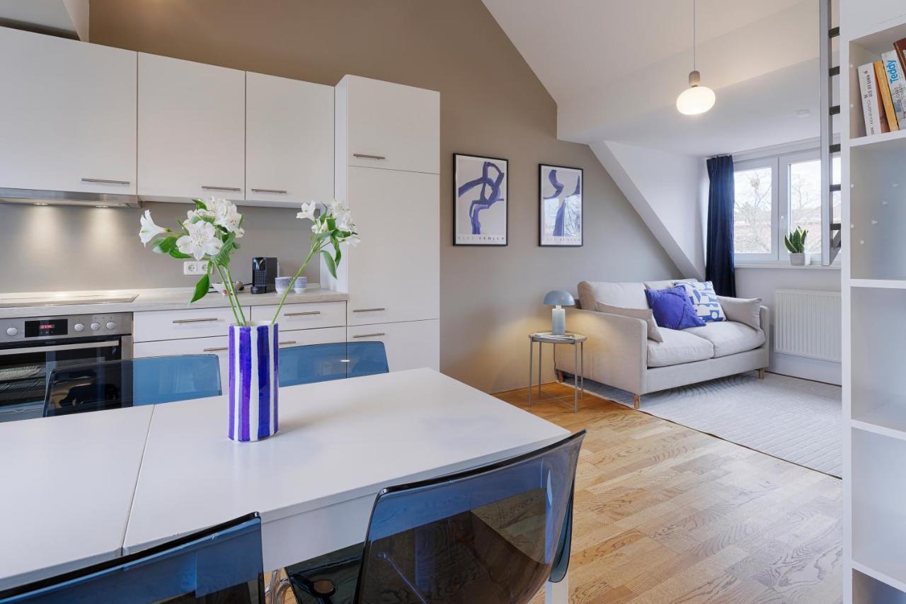 Homiestay City-Apartment, Balkon & Parkplatz Wurtzbourg Extérieur photo